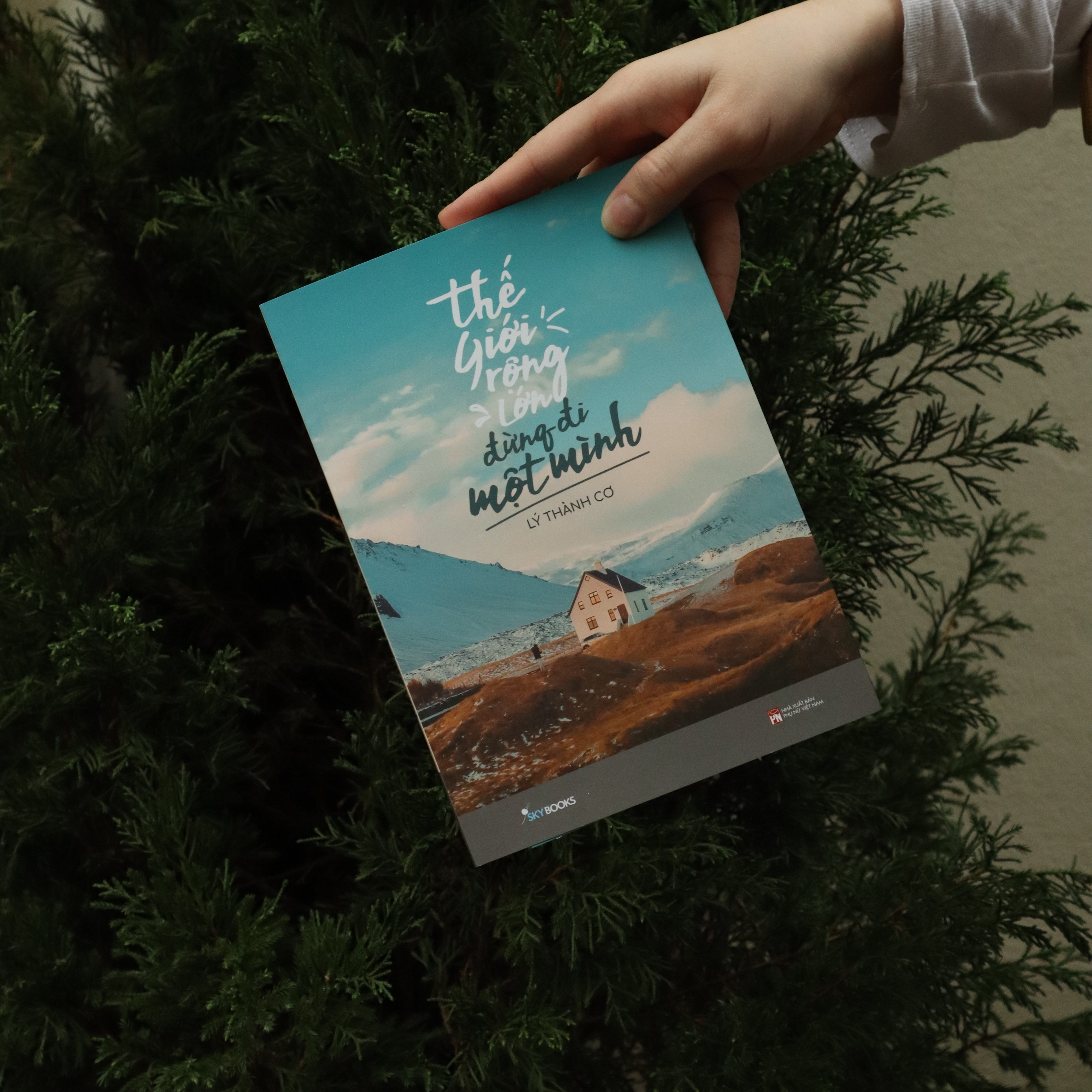 Tải sách Thế Giới Rộng Lớn Đừng Đi Một Mình PDF đọc ebook online, epub online, nghe sách nói audio miễn phí.
