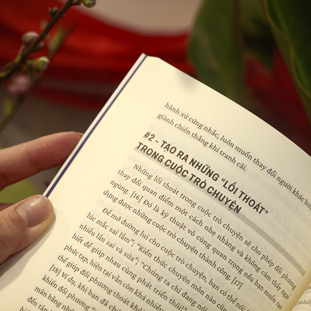 Nghệ Thuật Đàm Phán - Chiến Lược Chinh Phục Những Cuộc Trò Chuyện Bất Khả Thi PDF Nghệ Thuật Đàm Phán - Chiến Lược Chinh Phục Những Cuộc Trò Chuyện Bất Khả Thi PDF