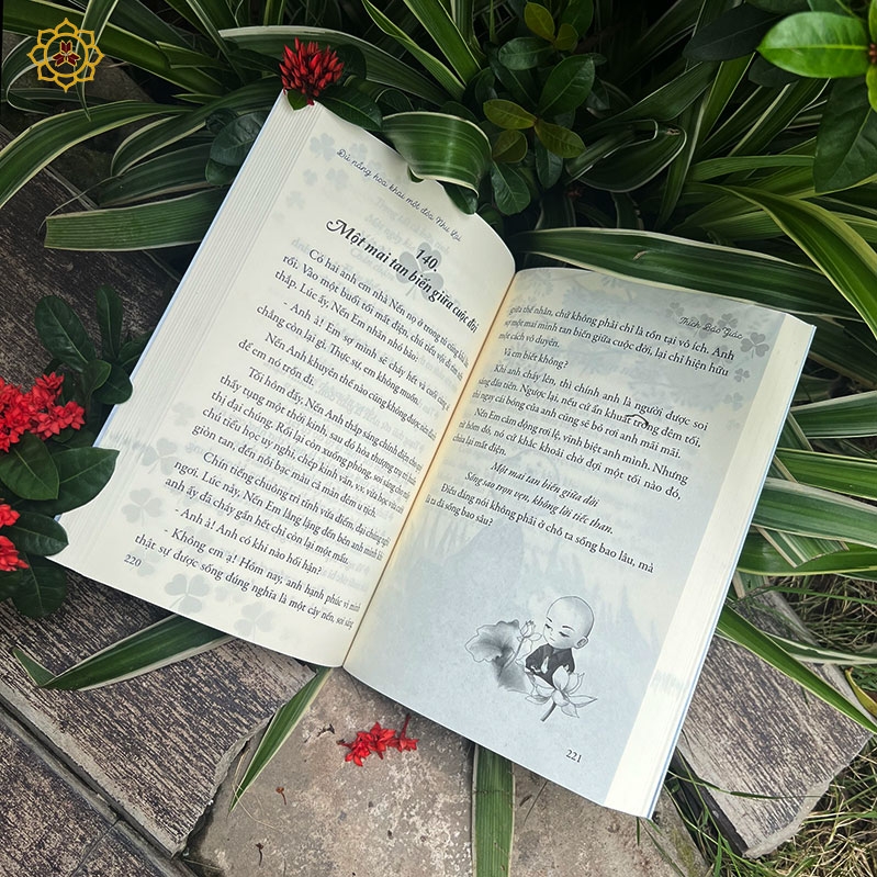 Đủ Nắng Hoa Khai Một Đóa Như Lai PDF - Tờ Khai Y Tế