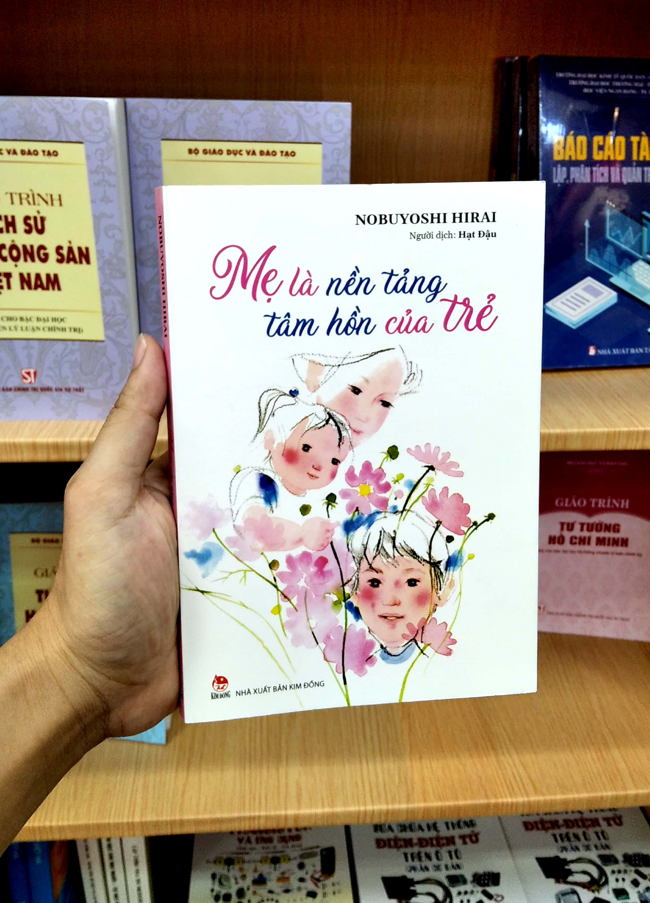 Mẹ Là Nền Tảng Tâm Hồn Của Trẻ PDF Mẹ Là Nền Tảng Tâm Hồn Của Trẻ PDF