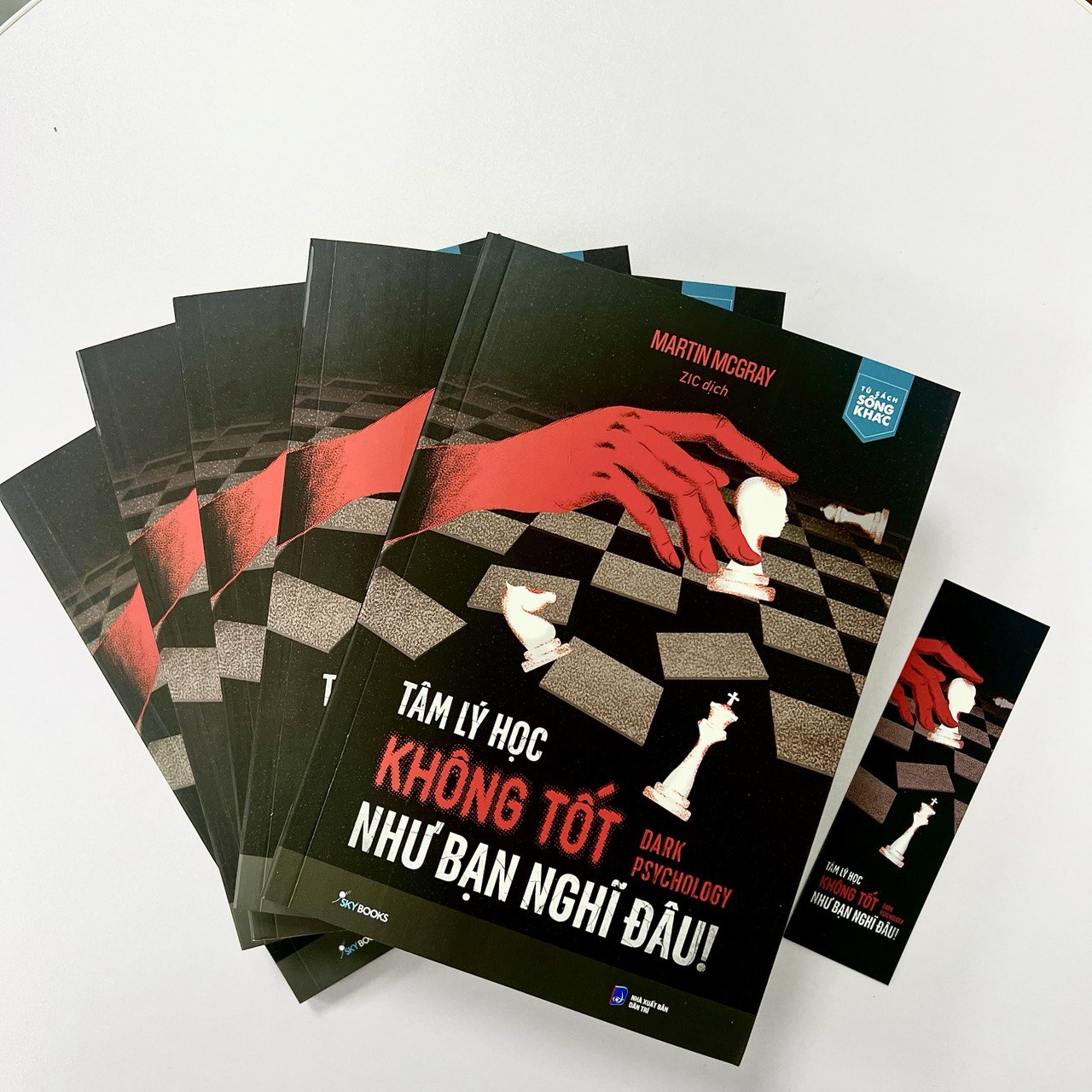 Tâm Lý Học Không Tốt Như Bạn Nghĩ Đâu! - Dark Psychology PDF Tâm Lý Học Không Tốt Như Bạn Nghĩ Đâu! - Dark Psychology PDF