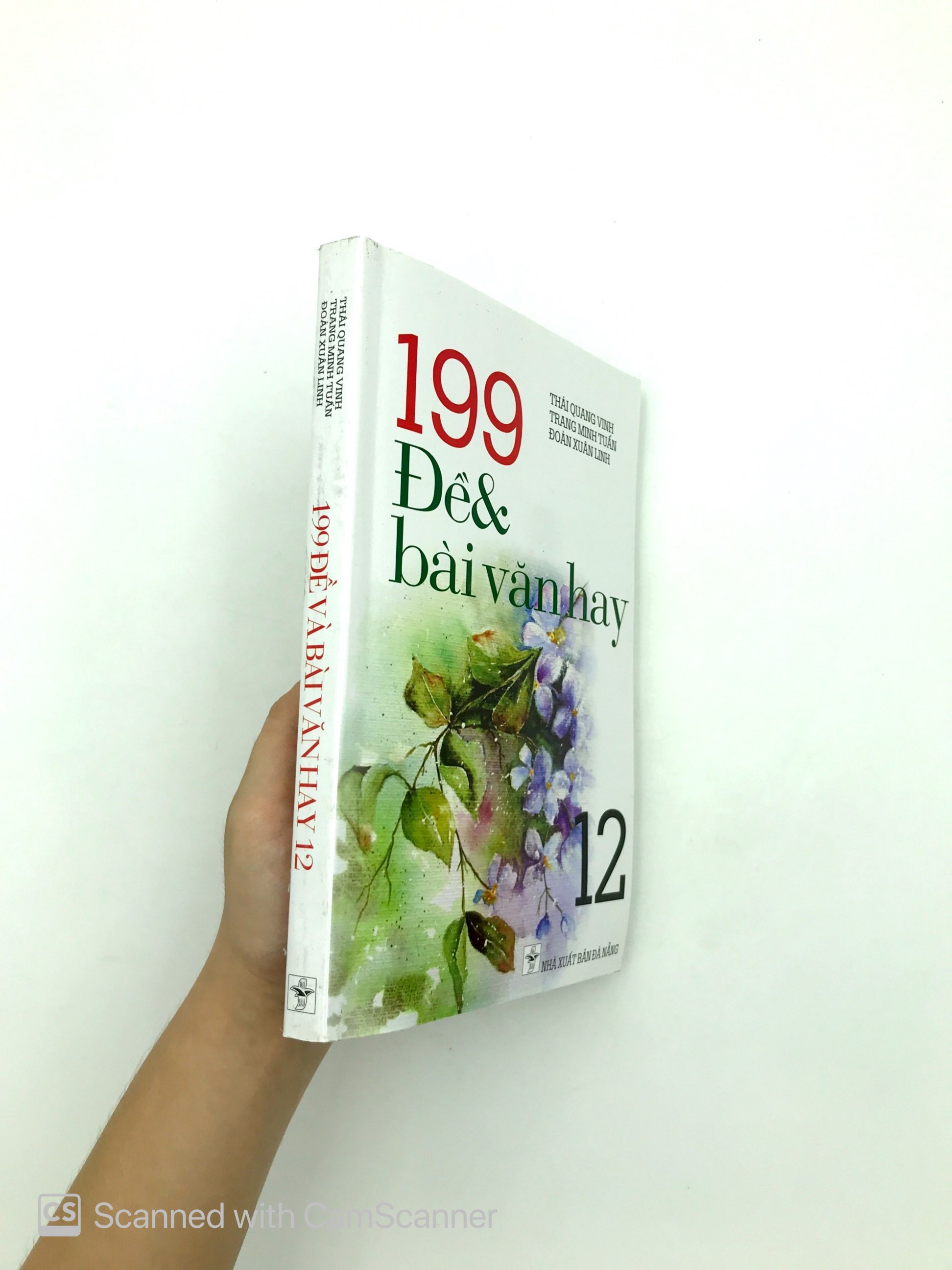 199 Đề Và Bài Văn Hay - Lớp 12 PDF đọc ebook online, epub online, nghe sách nói audio miễn phí.