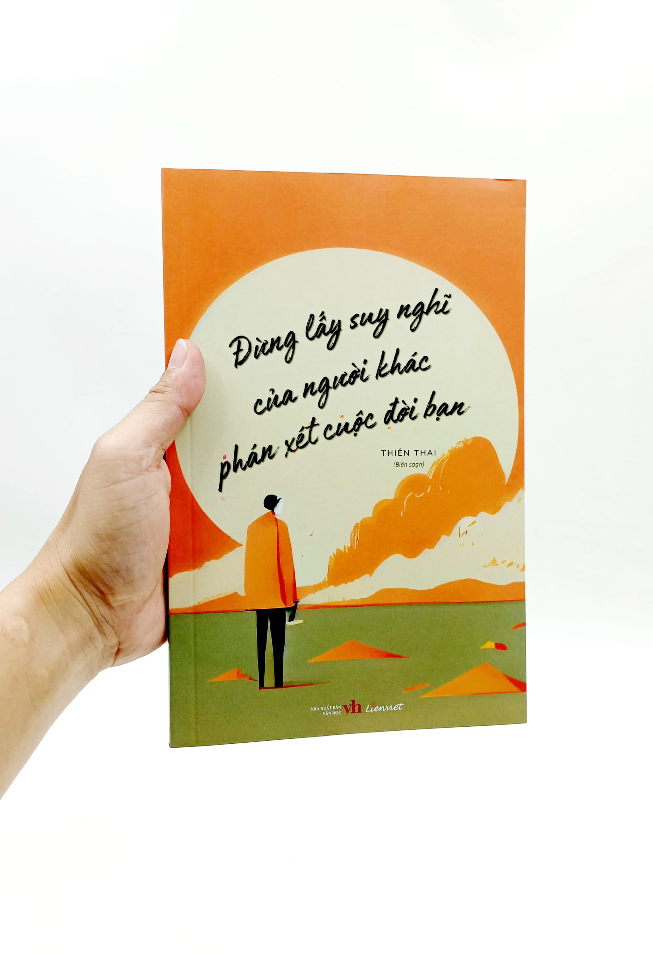 Đừng Lấy Suy Nghĩ Của Người Khác Phán Xét Cuộc Đời Bạn PDF đọc ebook online, epub online, nghe sách nói audio miễn phí.