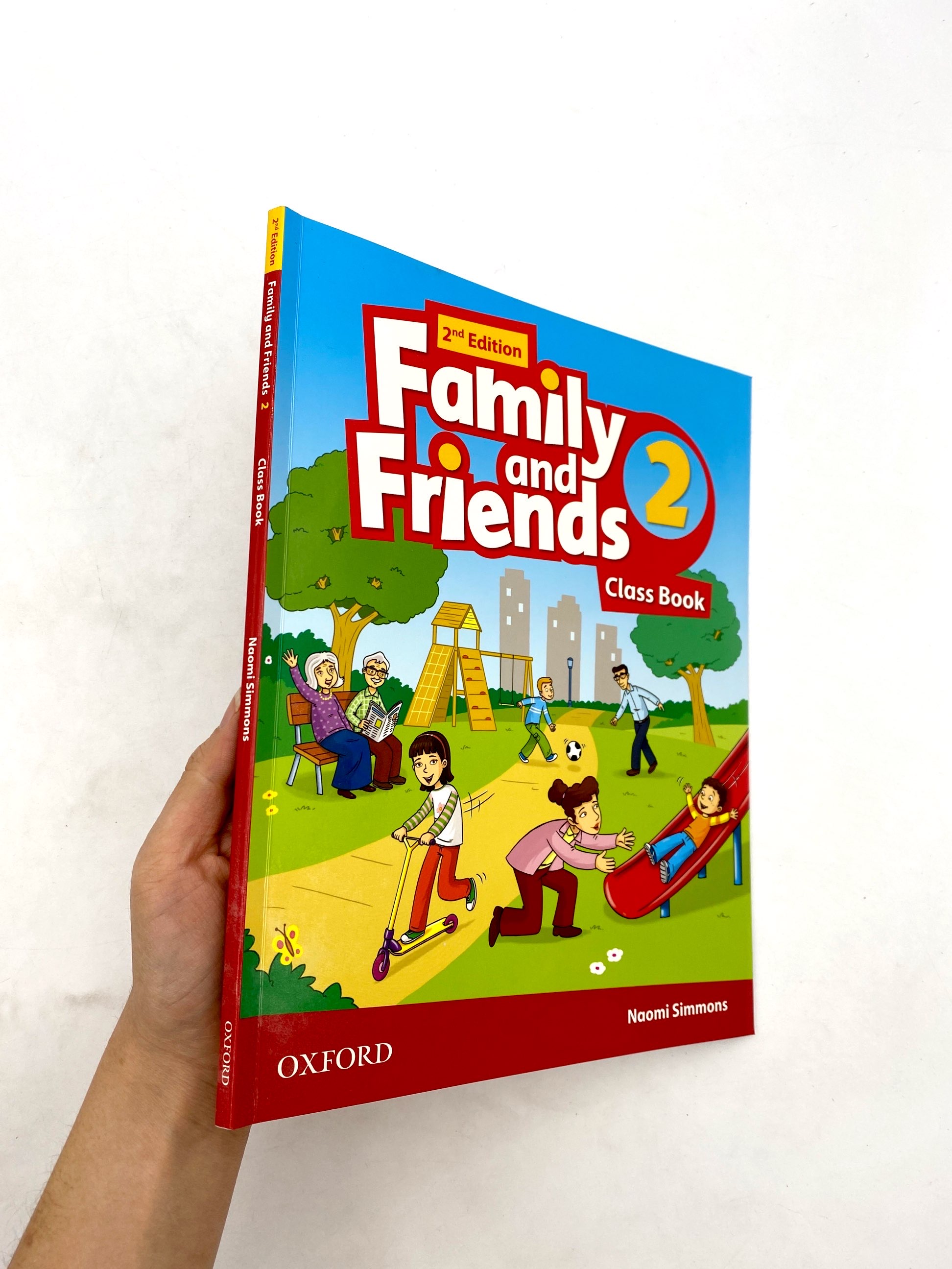 Family and Friends: Level 2: Class Book, Second Edition - FAHASA.COM