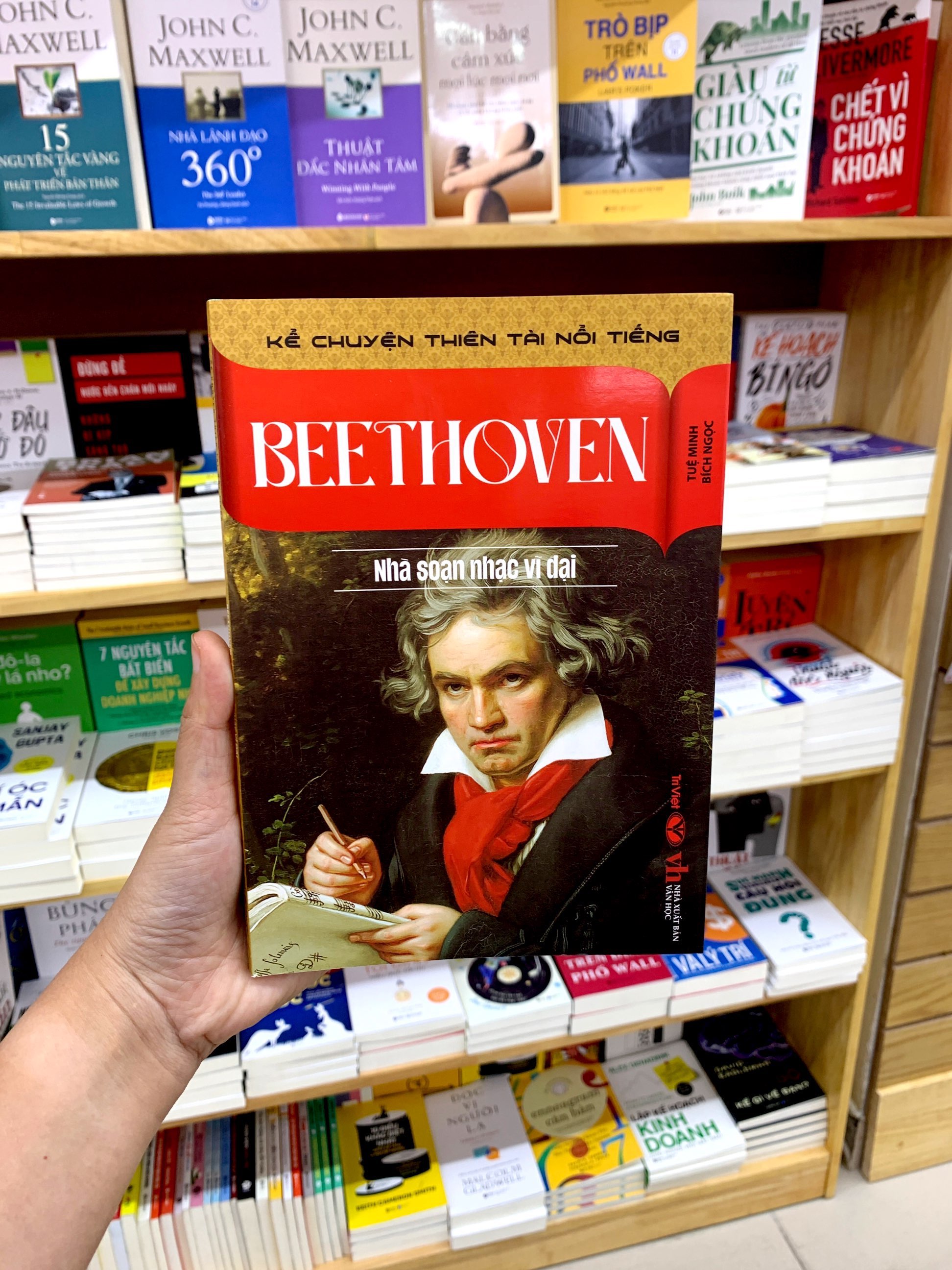 Kể Chuyện Thiên Tài Nổi Tiếng - Beethoven - Nhà Soạn Nhạc Vĩ Đại PDF đọc ebook online, epub online, nghe sách nói audio miễn phí.
