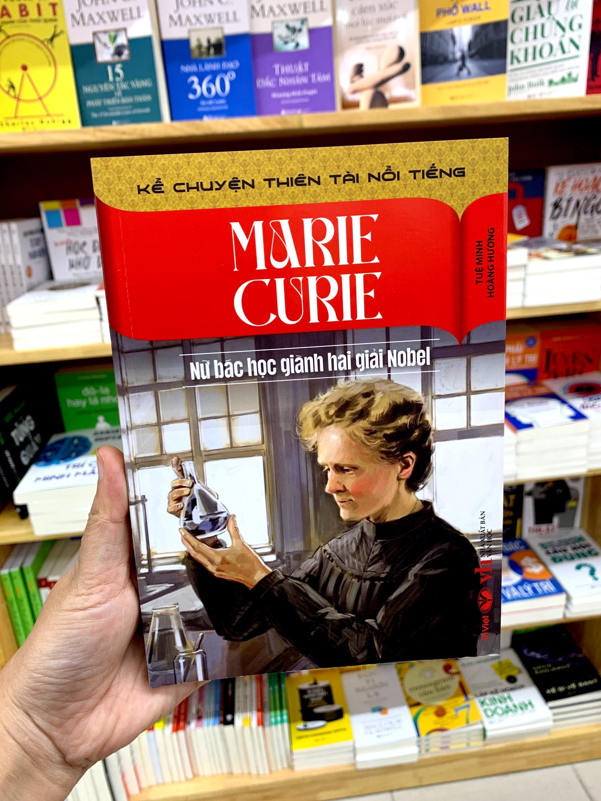 Kể Chuyện Thiên Tài Nổi Tiếng - Marie Curie - Nữ Bác Học Giành Hai Giải Nobel PDF đọc ebook online, epub online, nghe sách nói audio miễn phí.