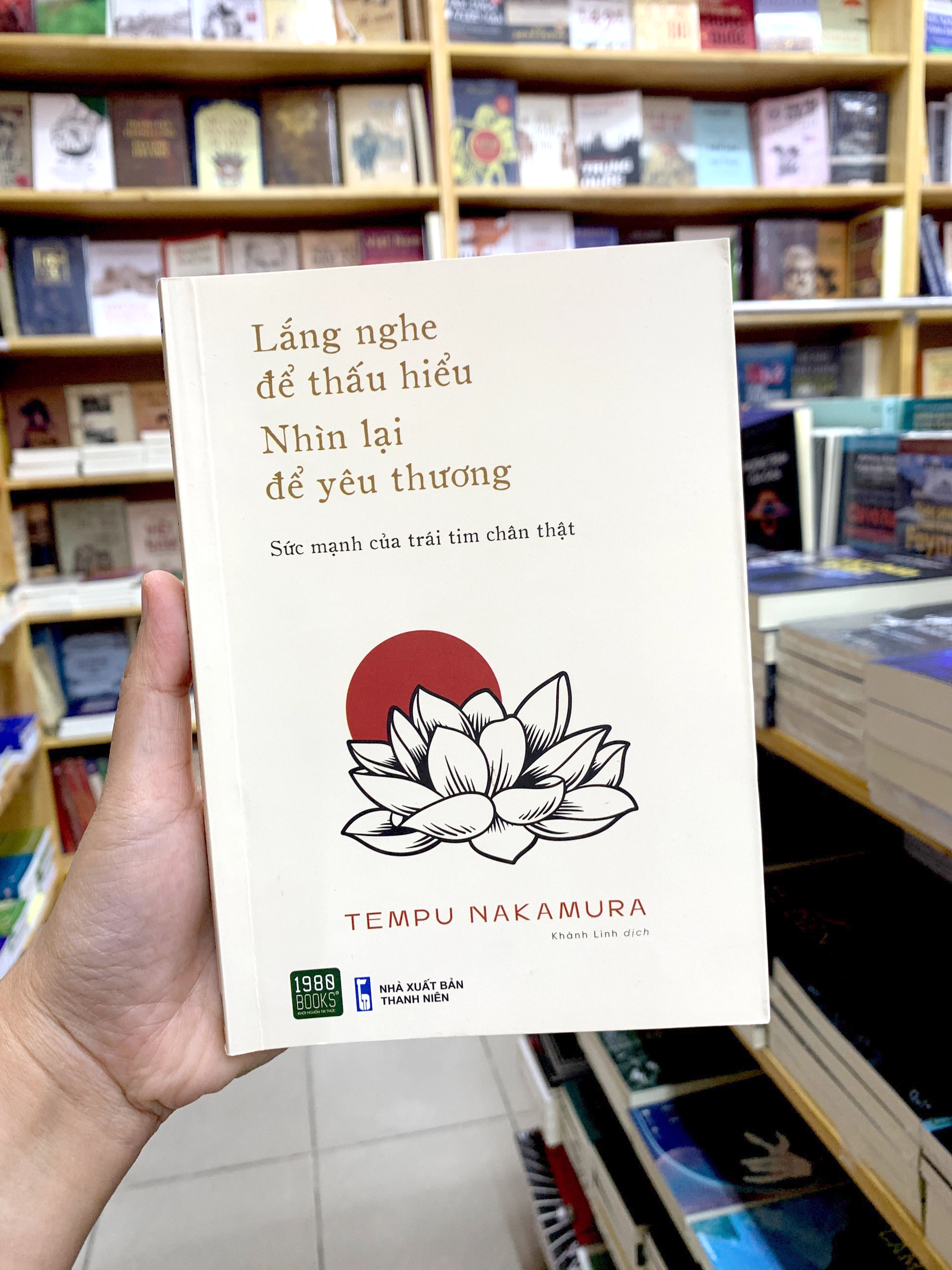 Lắng Nghe Để Thấu Hiểu Nhìn Lại Để Yêu Thương PDF đọc ebook online, epub online, nghe sách nói audio miễn phí.
