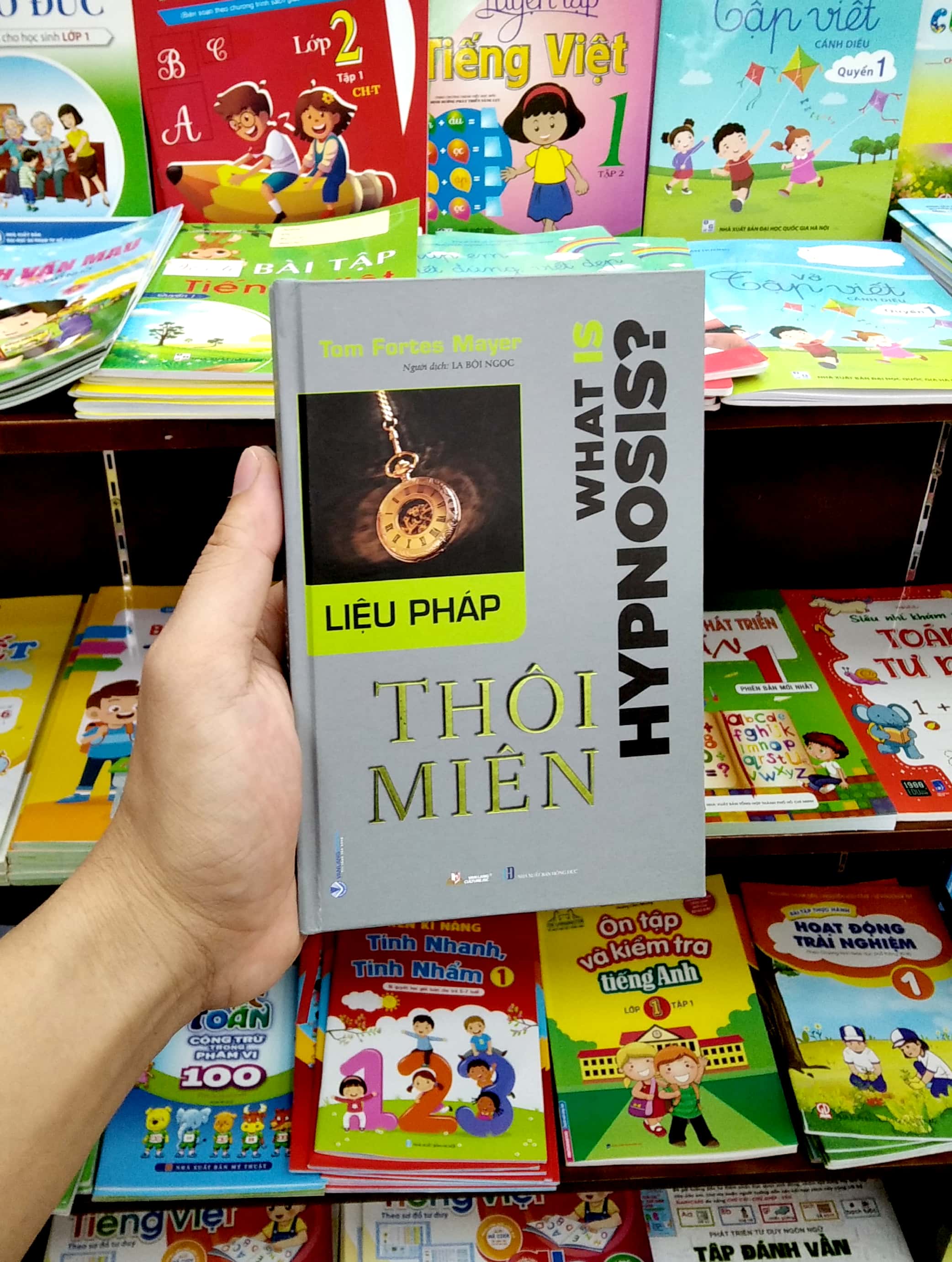 Liệu Pháp Thôi Miên PDF Liệu Pháp Thôi Miên PDF