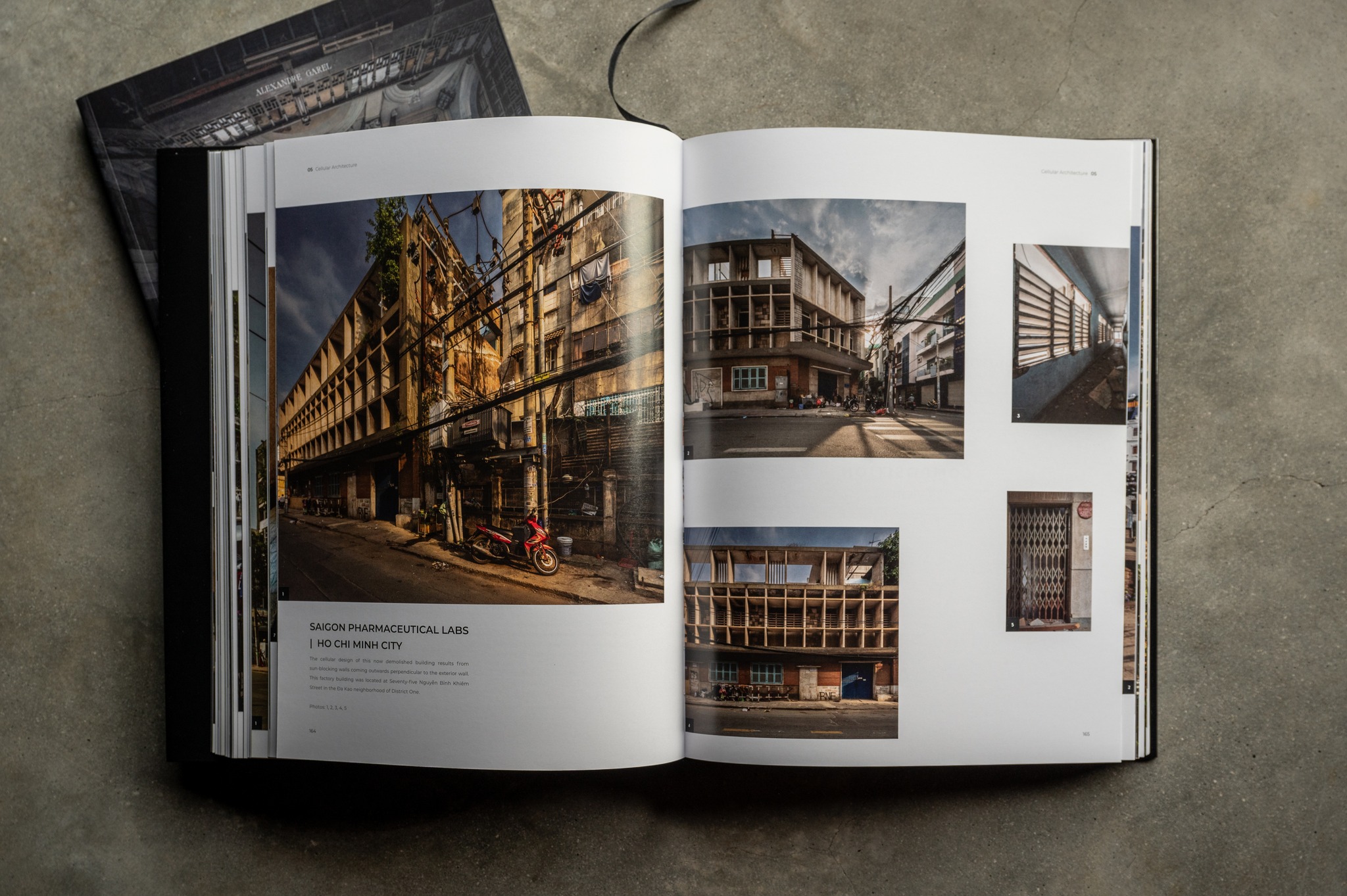 Modernist Architecture In Vietnam PDF đọc ebook online, epub online, nghe sách nói audio miễn phí.