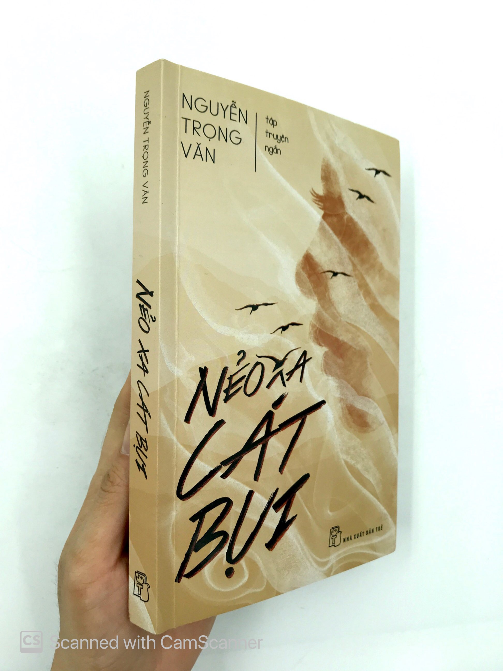Nẻo Xa Cát Bụi PDF
