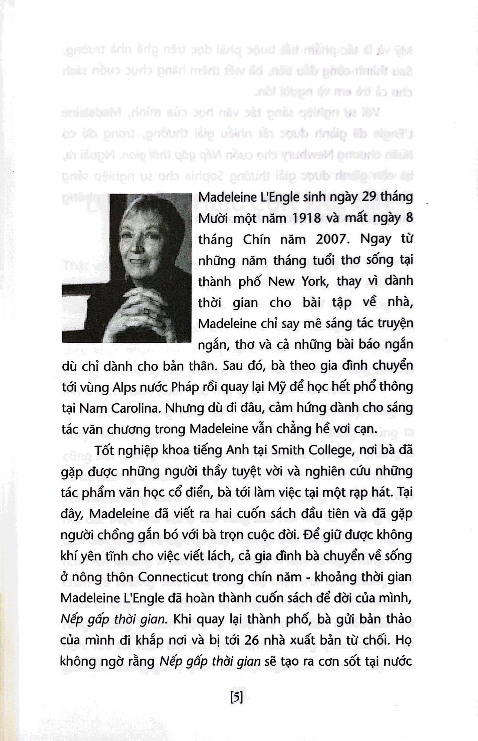 Nếp Gấp Thời Gian PDF