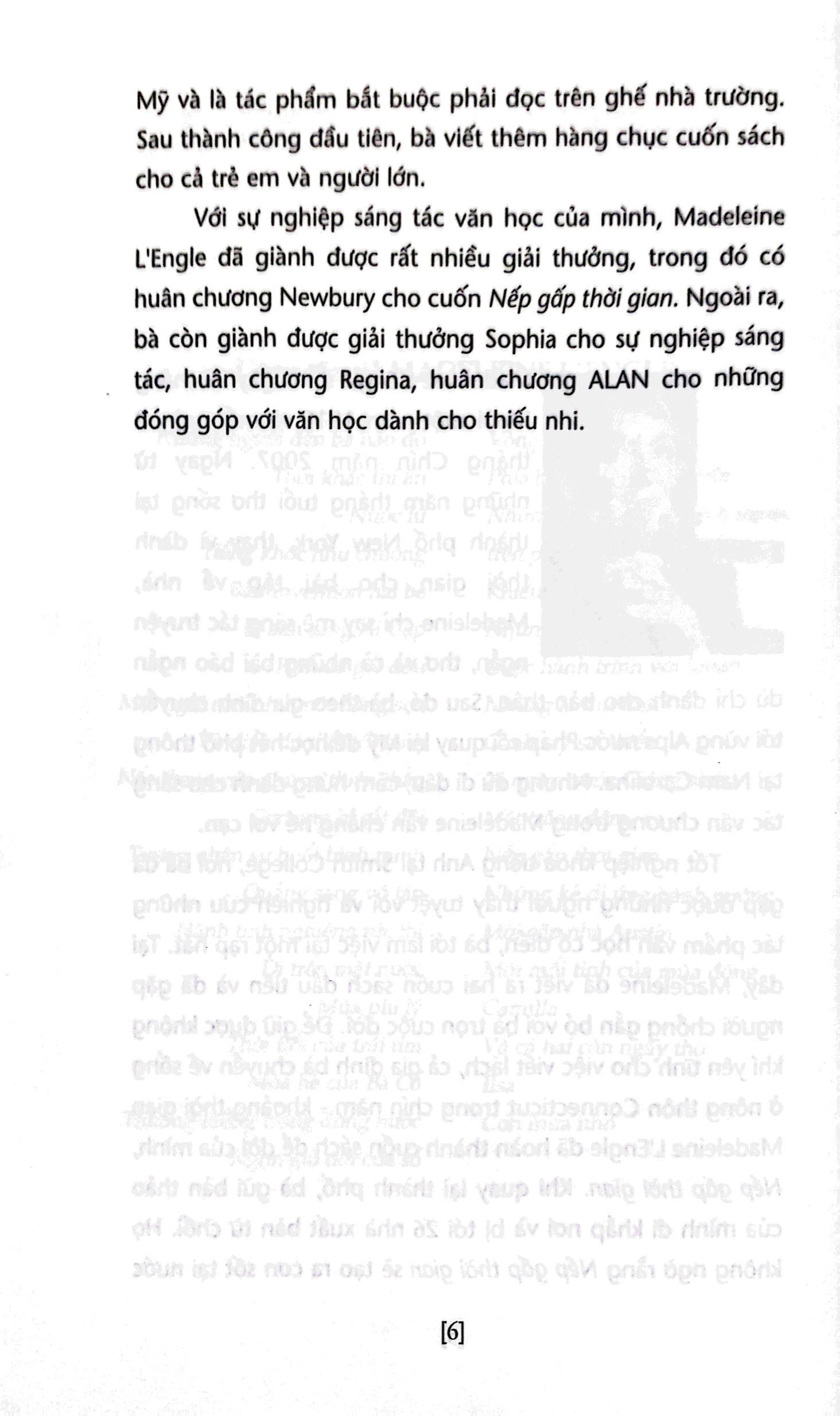 Nếp Gấp Thời Gian PDF