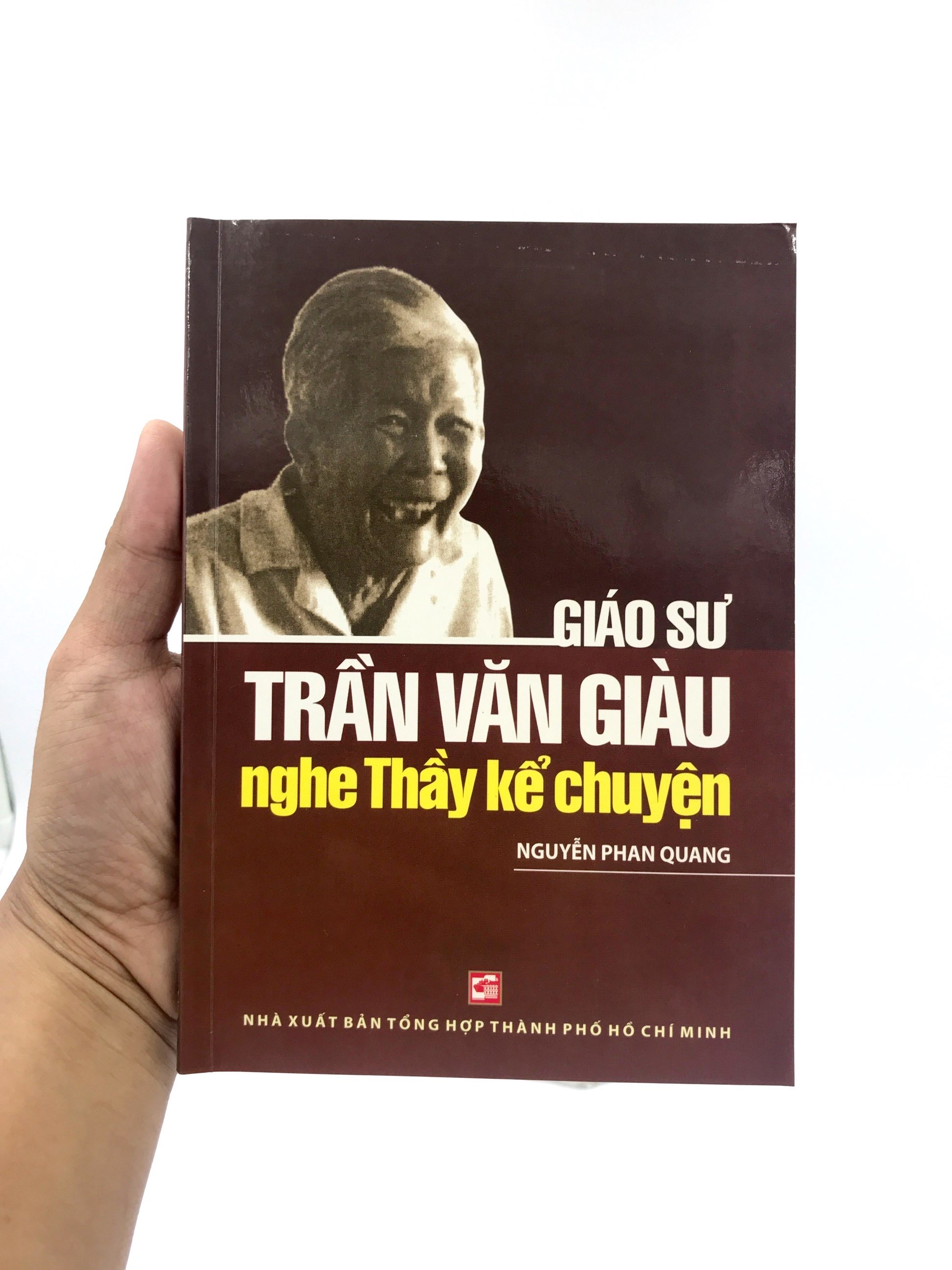 Nghe Thầy Kể Chuyện - Giáo Sư Trần Văn Giàu PDF đọc ebook online, epub online, nghe sách nói audio miễn phí.
