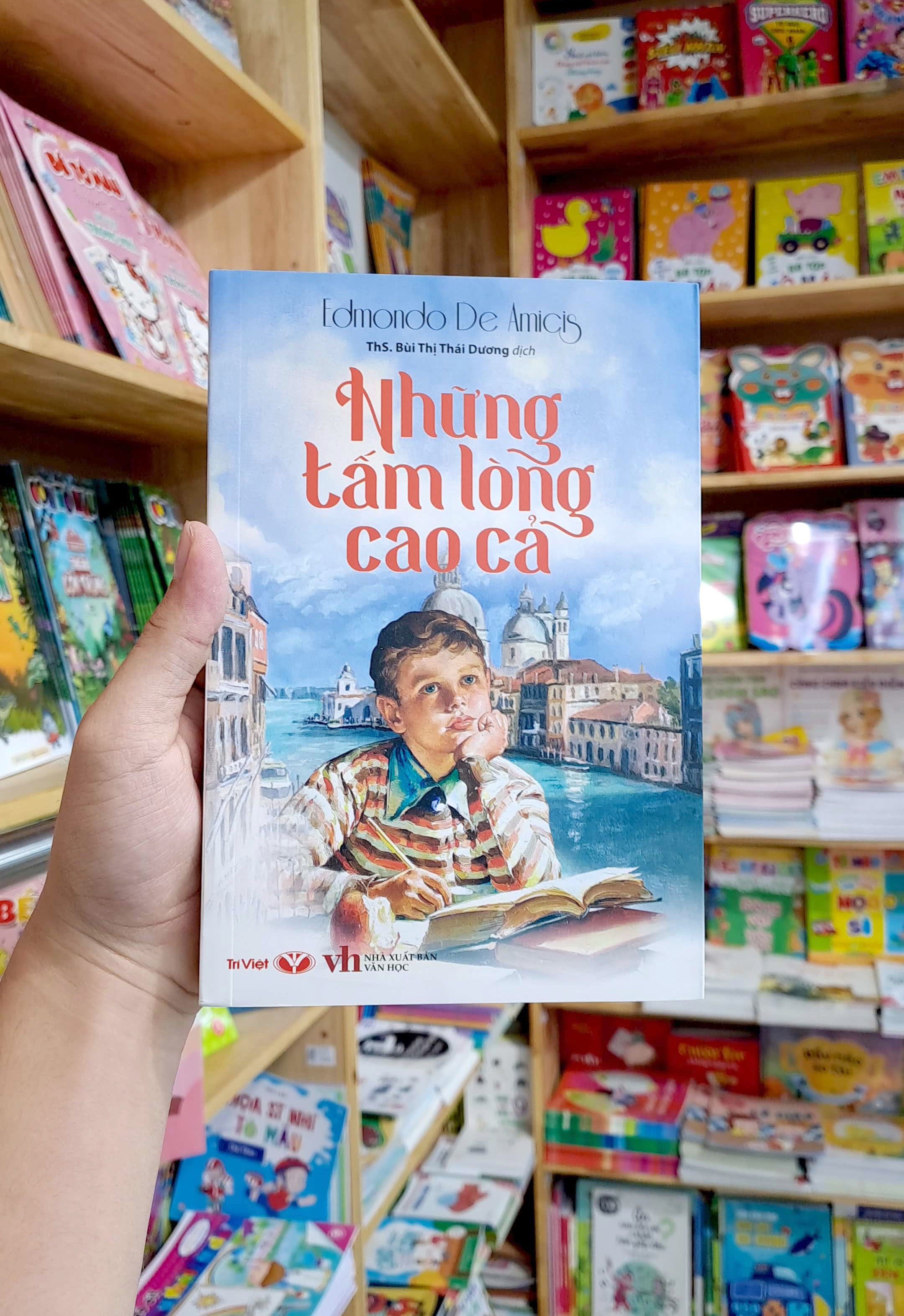 Những Tấm Lòng Cao Cả PDF Những Tấm Lòng Cao Cả PDF