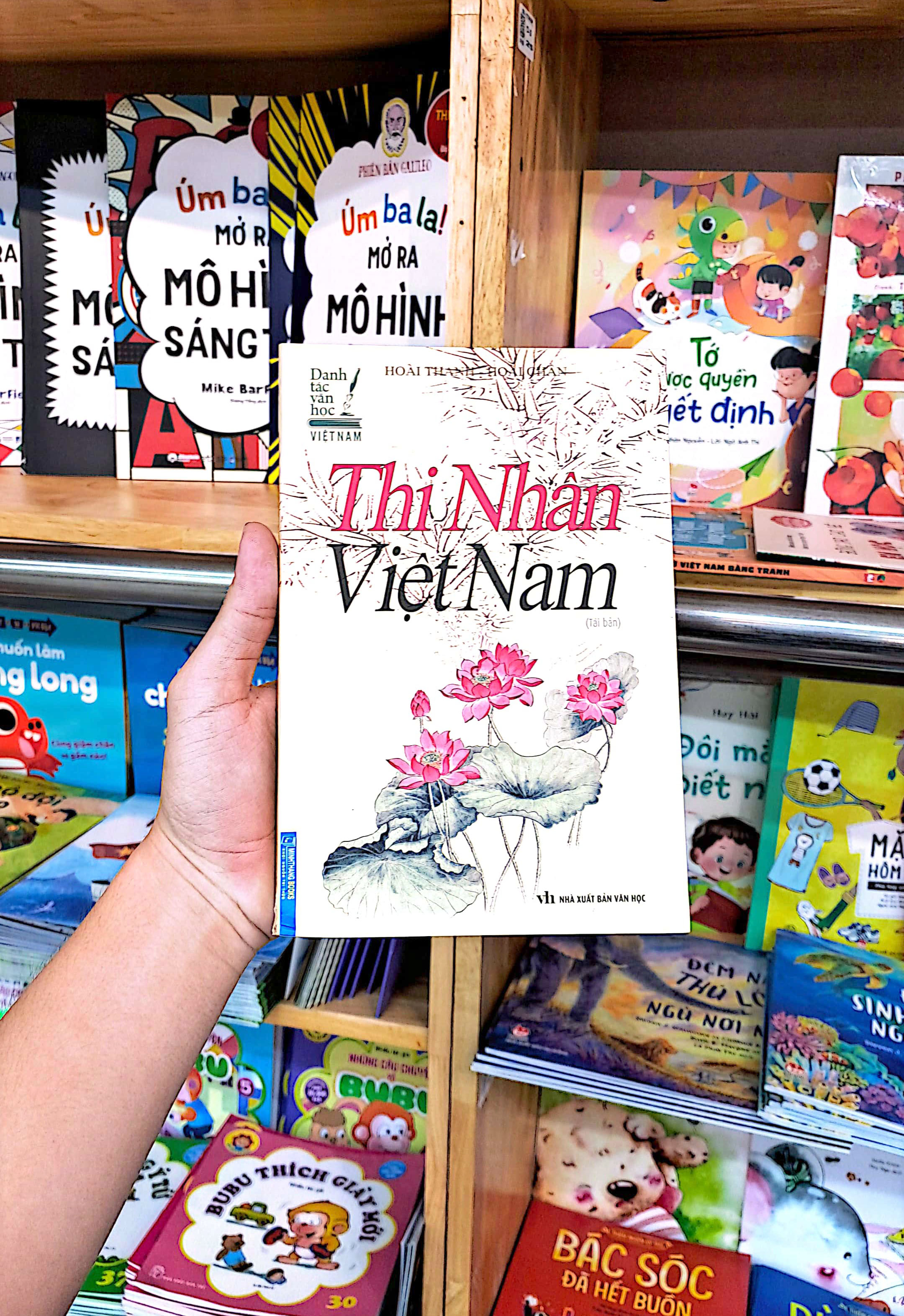 Thi Nhân Việt Nam PDF Thi Nhân Việt Nam PDF