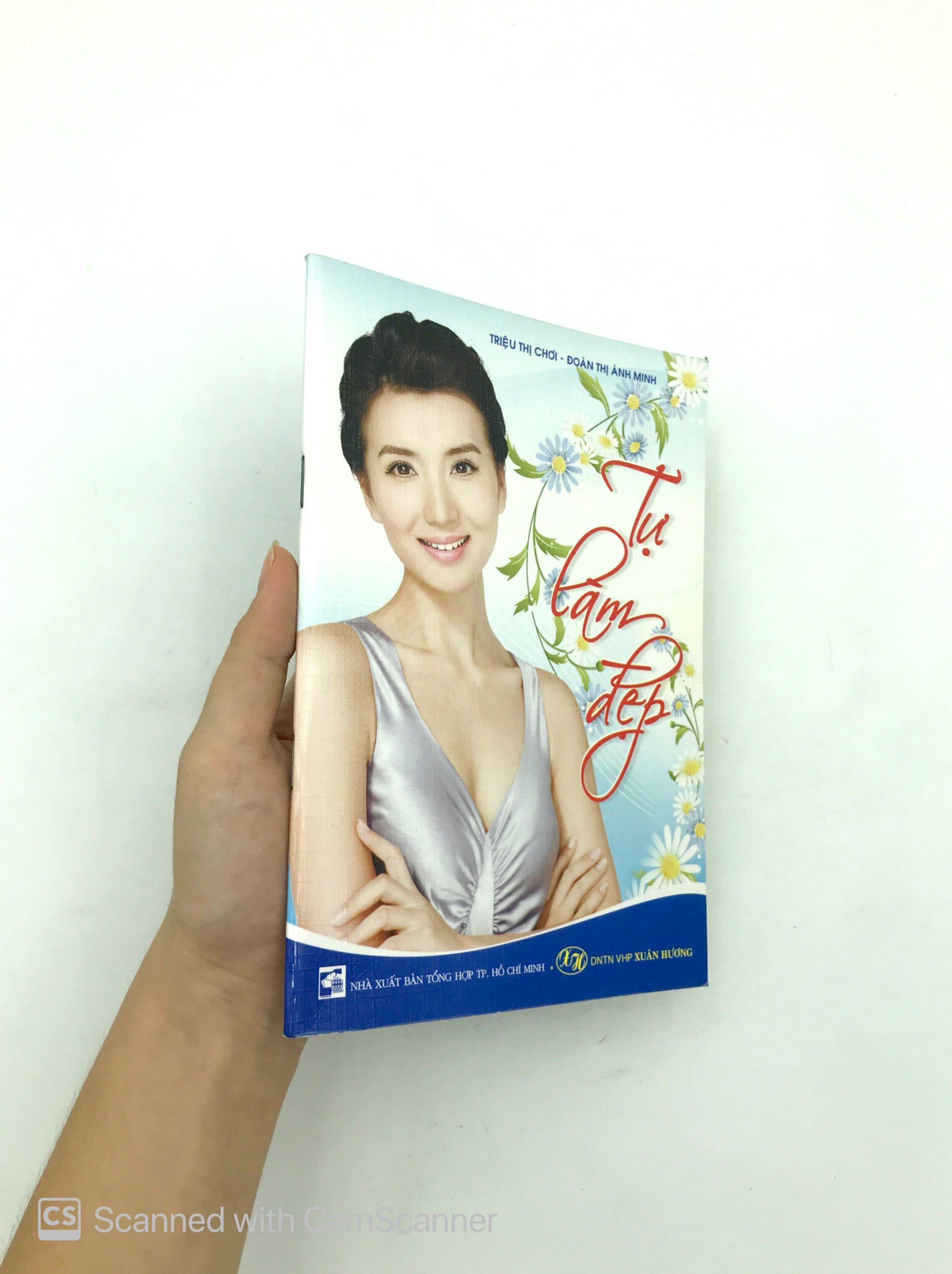 Tải sách Tự Làm Đẹp PDF đọc ebook online, epub online, nghe sách nói audio miễn phí.
