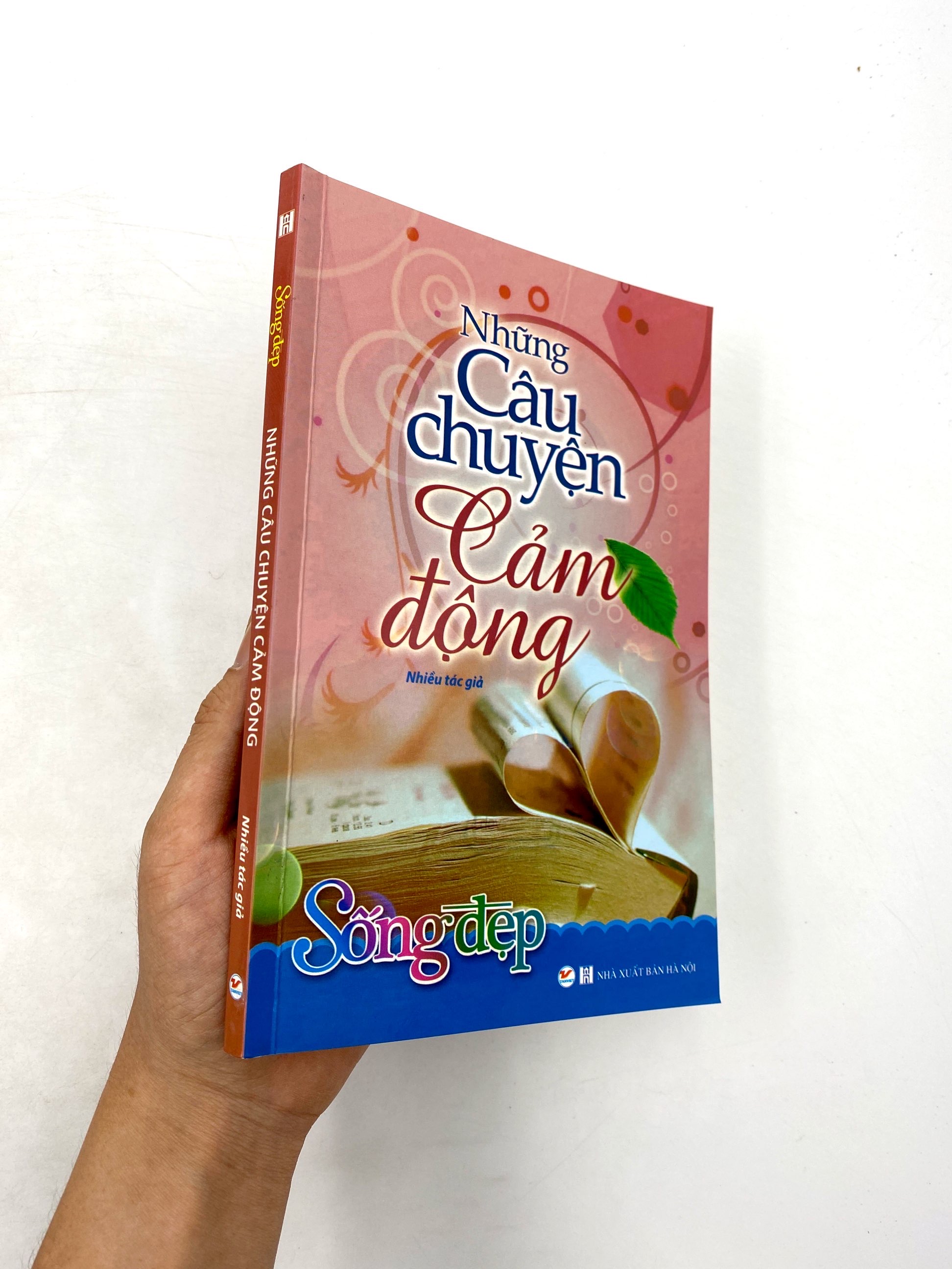 Tải sách Tủ Sách Sống Đẹp - Những Câu Chuyện Cảm Động PDF đọc ebook online, epub online, nghe sách nói audio miễn phí.